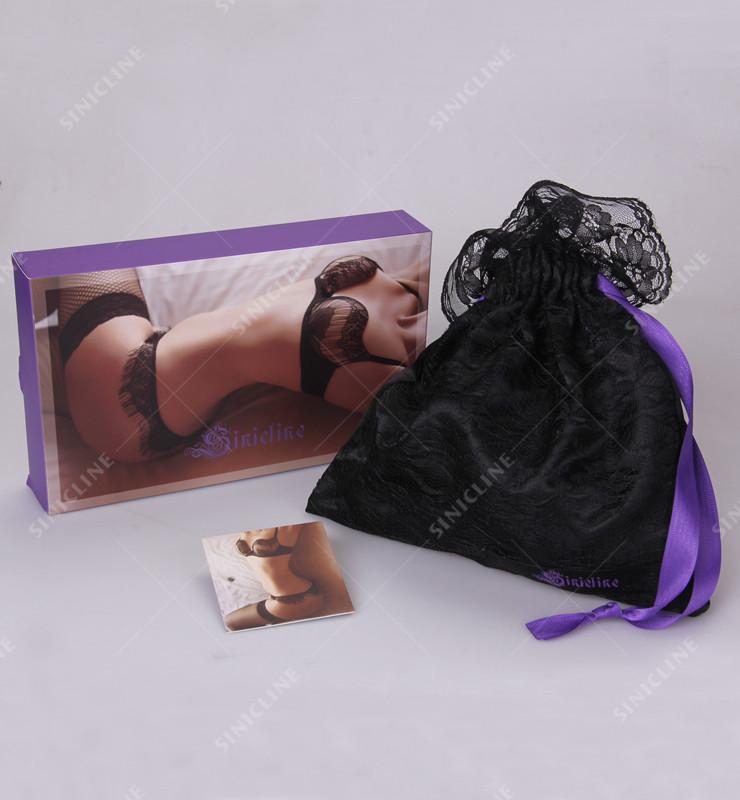 lingerie bags and boxes